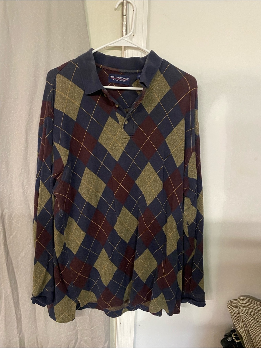 Roundtree & Yorke Long-Sleeve Argyle Polo - Navy, Burgundy, Olive